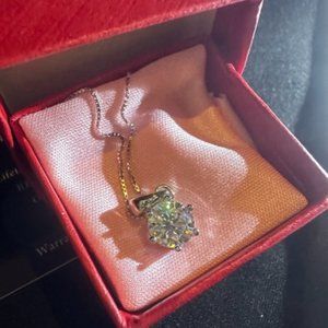 White moissanite 1CT Certified A Gift